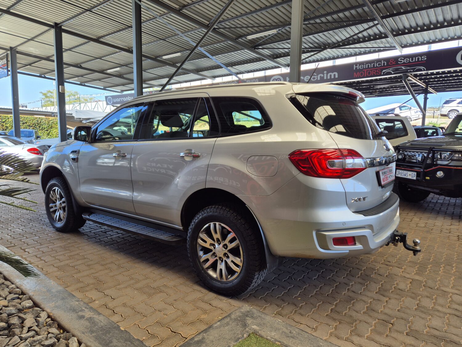 Ford Everest 2.2TDCi XLT Auto