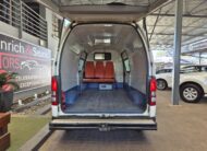 Toyota Quantum 2.5D-4D S-Long Panel Van