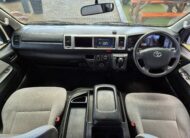 Toyota Quantum 2.5D-4D GL 14-Seater Bus