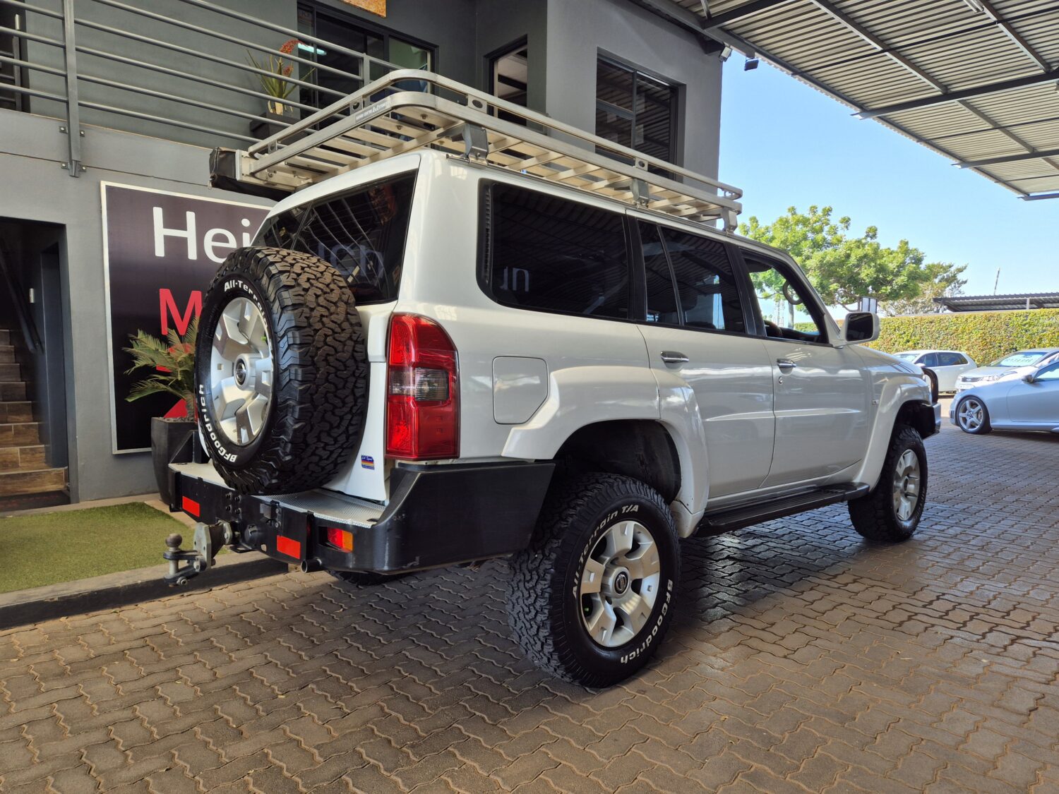 Nissan Patrol 4.8 GRX Auto 4×4