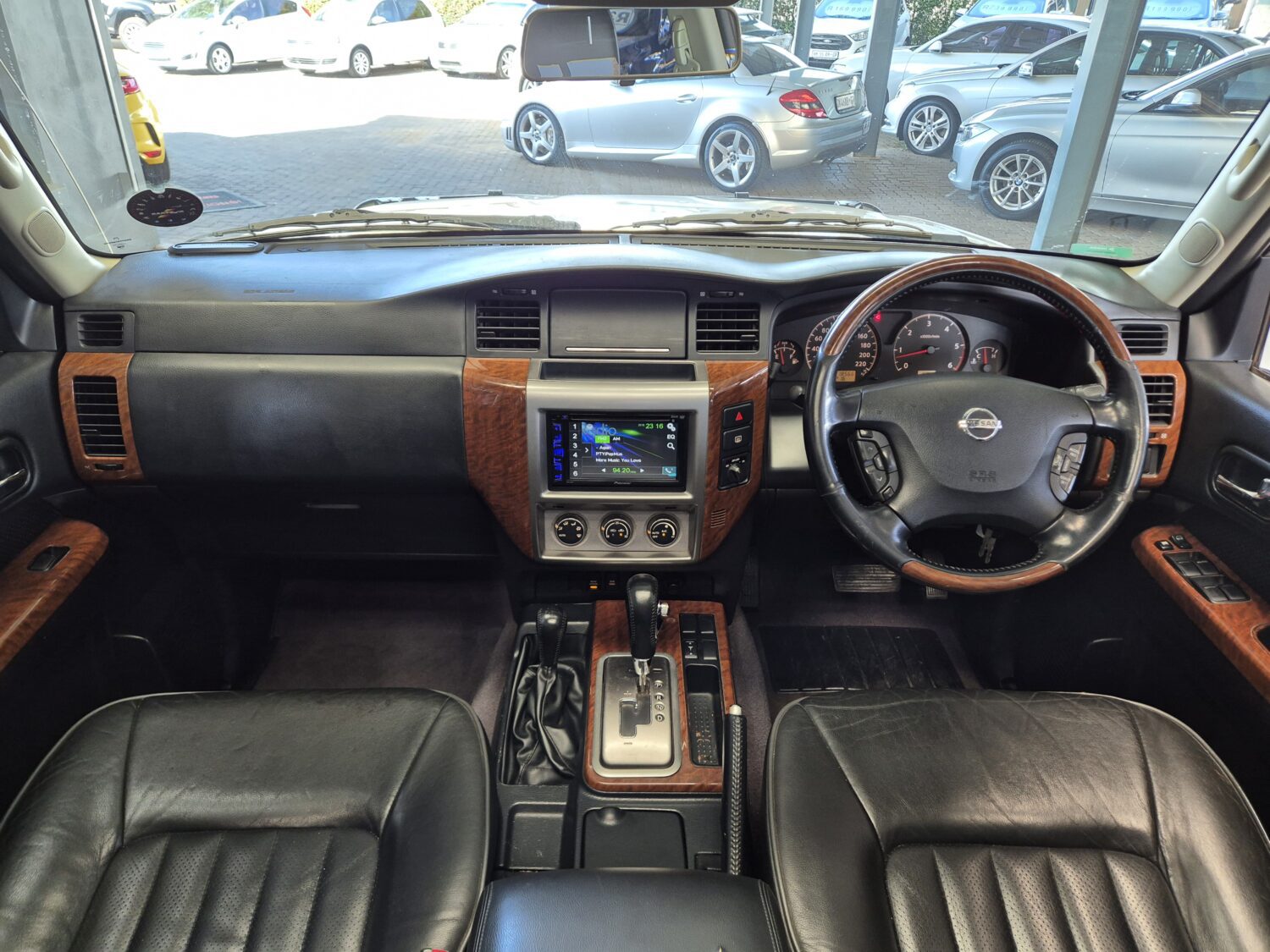 Nissan Patrol 4.8 GRX Auto 4×4