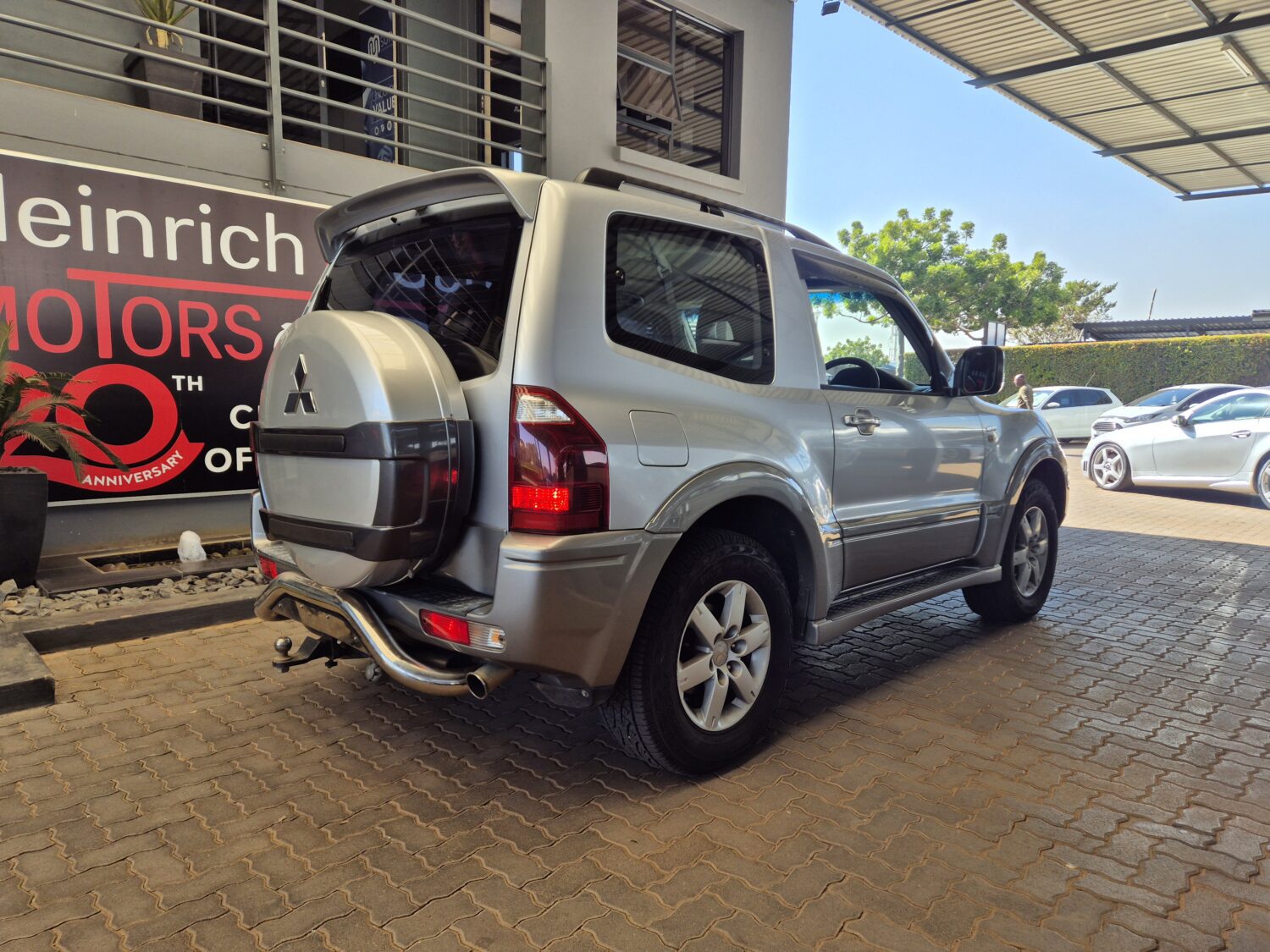 Mitsubishi Pajero 3-Door 3.8 GLS