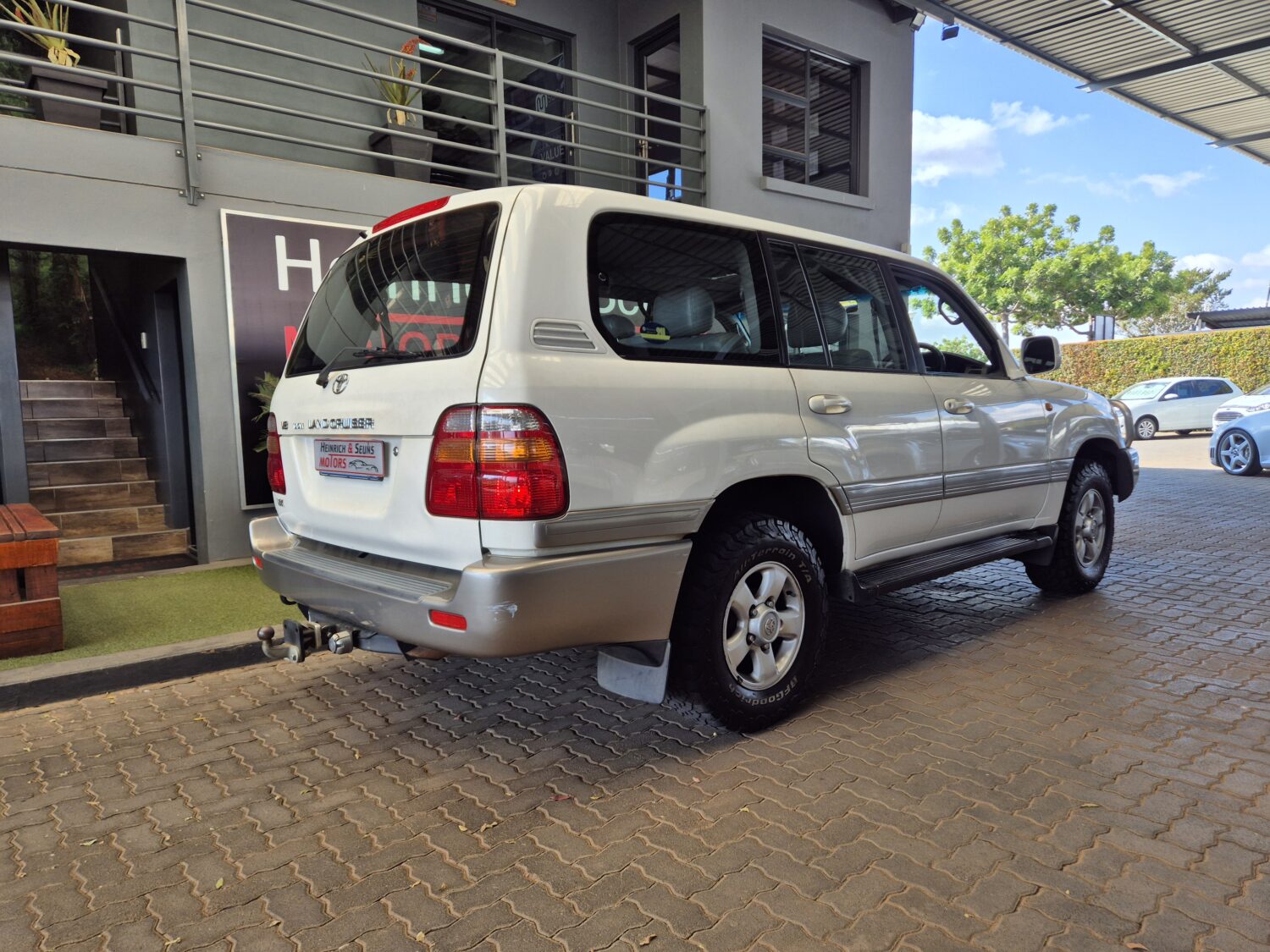 Toyota Land Cruiser 100 4.7 V8 VX Auto