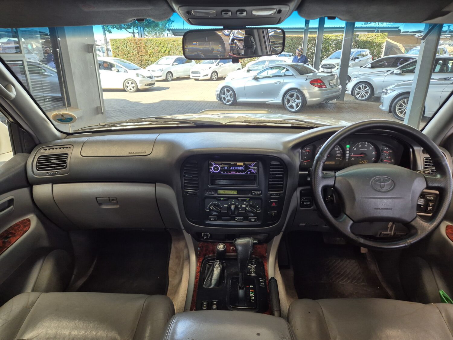 Toyota Land Cruiser 100 4.7 V8 VX Auto