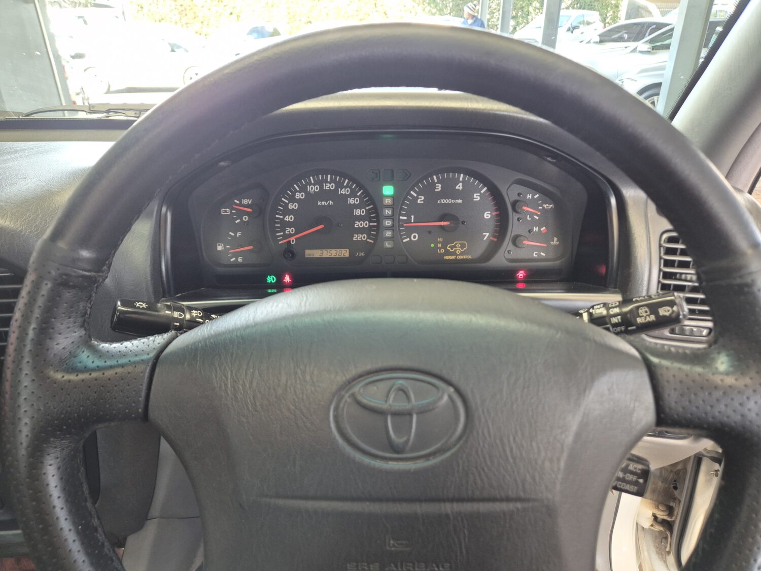 Toyota Land Cruiser 100 4.7 V8 VX Auto