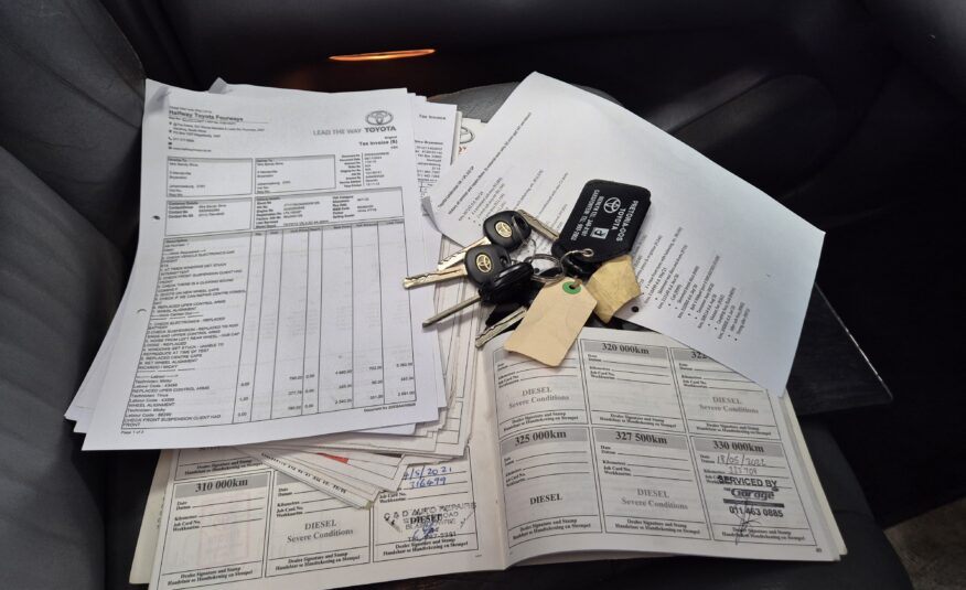 Toyota Land Cruiser 100 4.7 V8 VX Auto