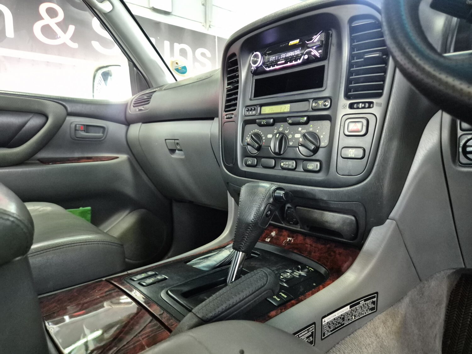 Toyota Land Cruiser 100 4.7 V8 VX Auto
