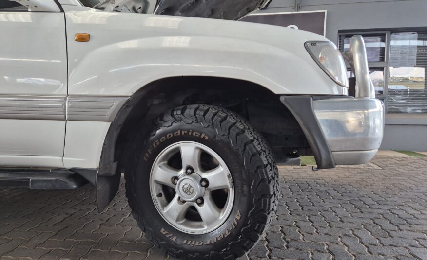 Toyota Land Cruiser 100 4.7 V8 VX Auto