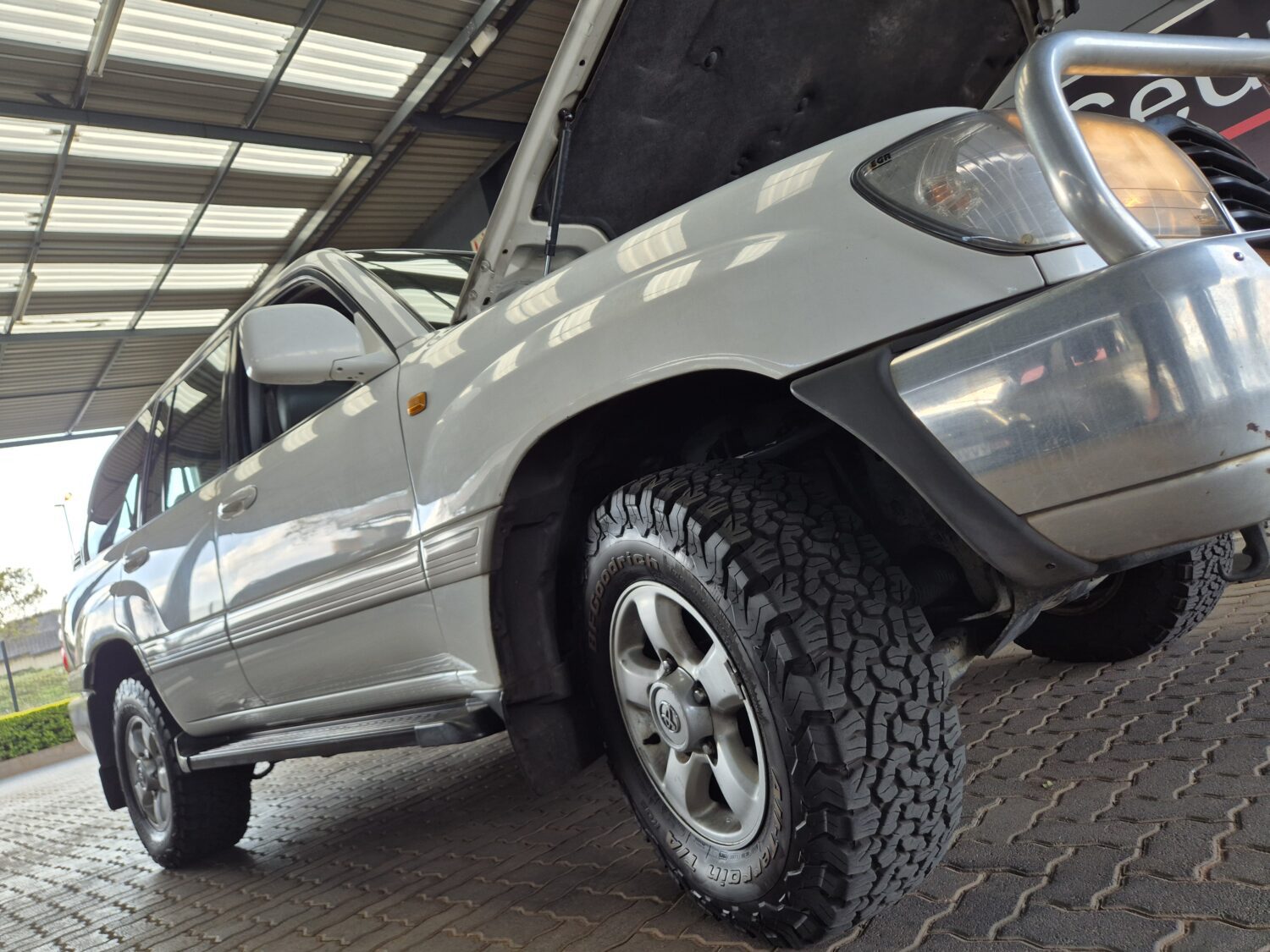 Toyota Land Cruiser 100 4.7 V8 VX Auto
