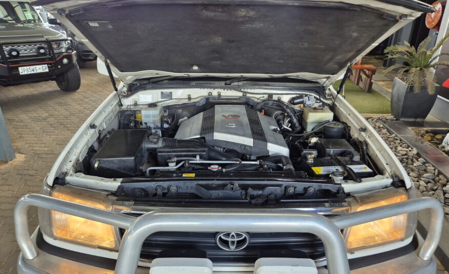 Toyota Land Cruiser 100 4.7 V8 VX Auto