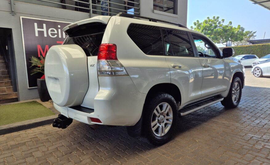 Toyota Land Cruiser Prado 4.0 VX Auto