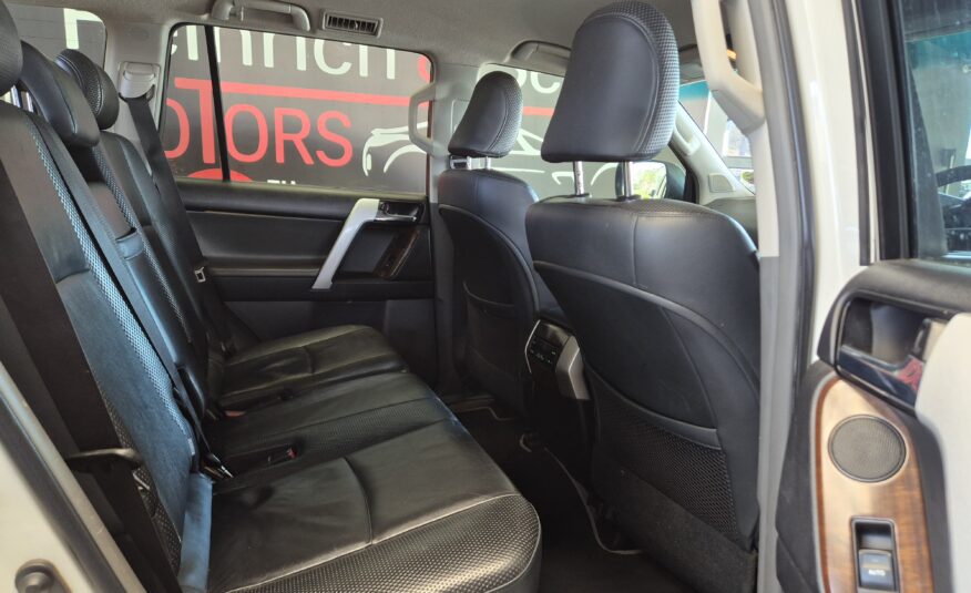 Toyota Land Cruiser Prado 4.0 VX Auto