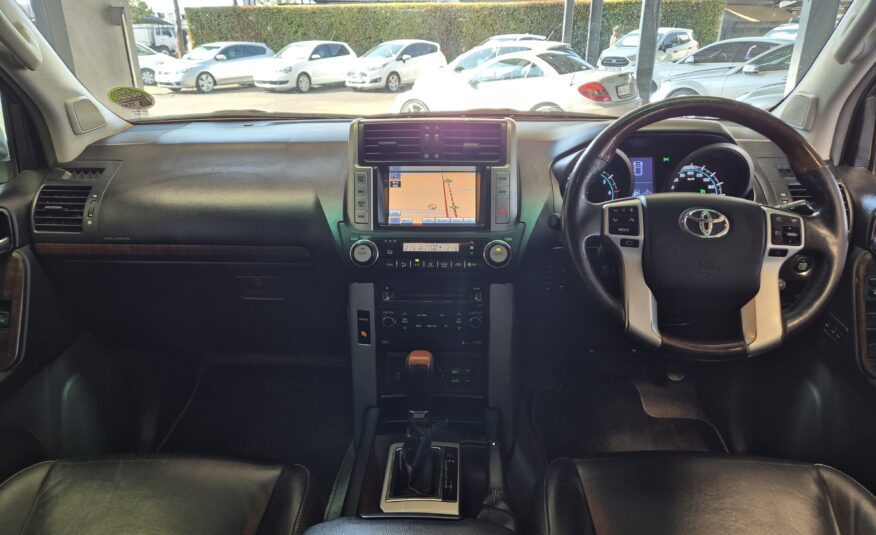 Toyota Land Cruiser Prado 4.0 VX Auto