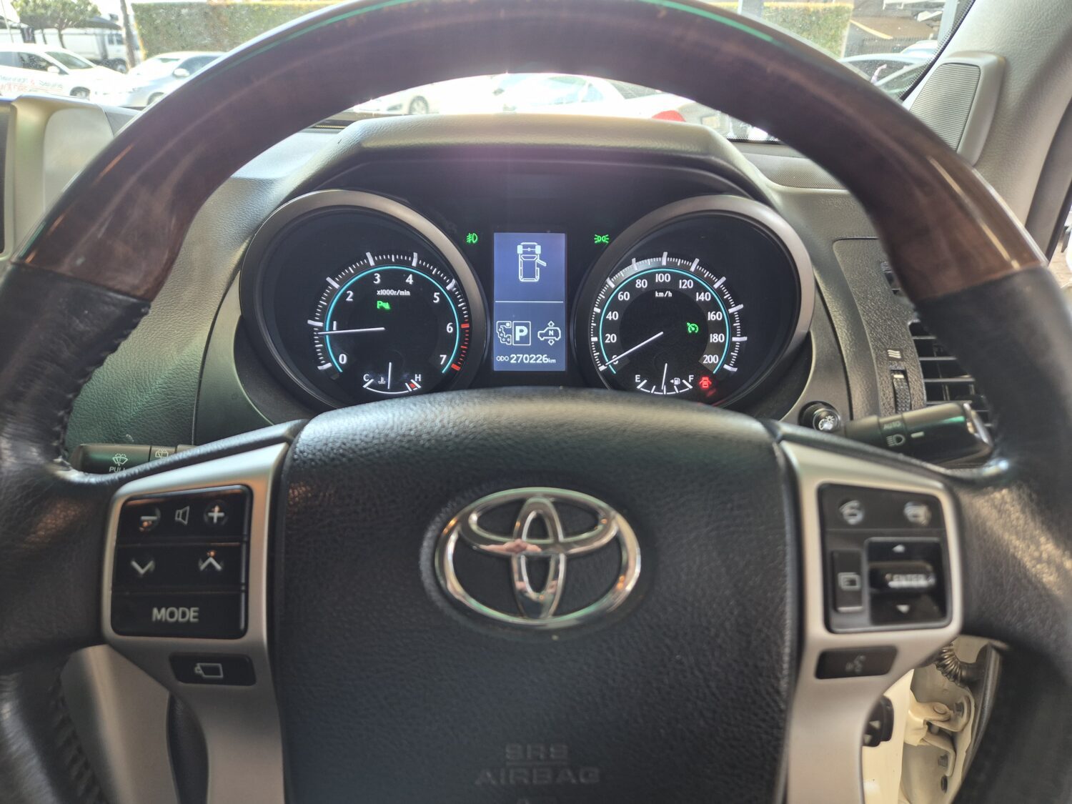 Toyota Land Cruiser Prado 4.0 VX Auto