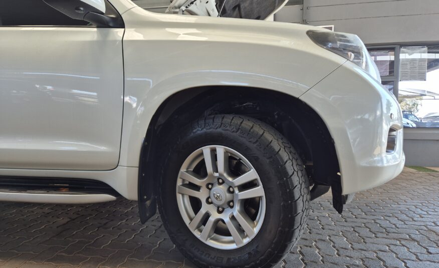 Toyota Land Cruiser Prado 4.0 VX Auto