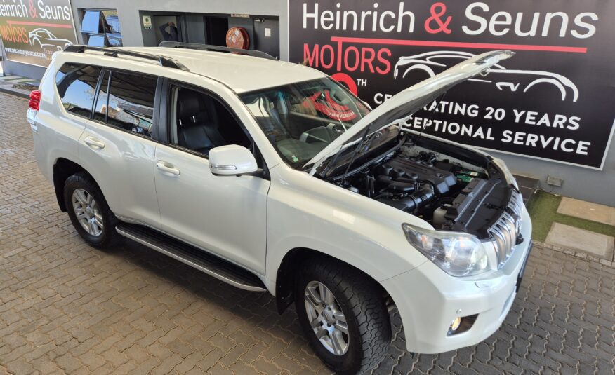 Toyota Land Cruiser Prado 4.0 VX Auto