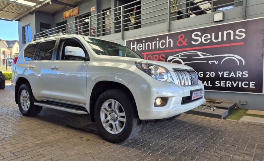 Toyota Land Cruiser Prado 4.0 VX Auto