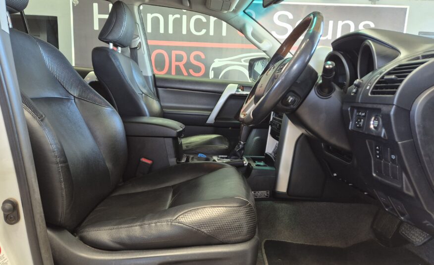Toyota Land Cruiser Prado 4.0 VX Auto