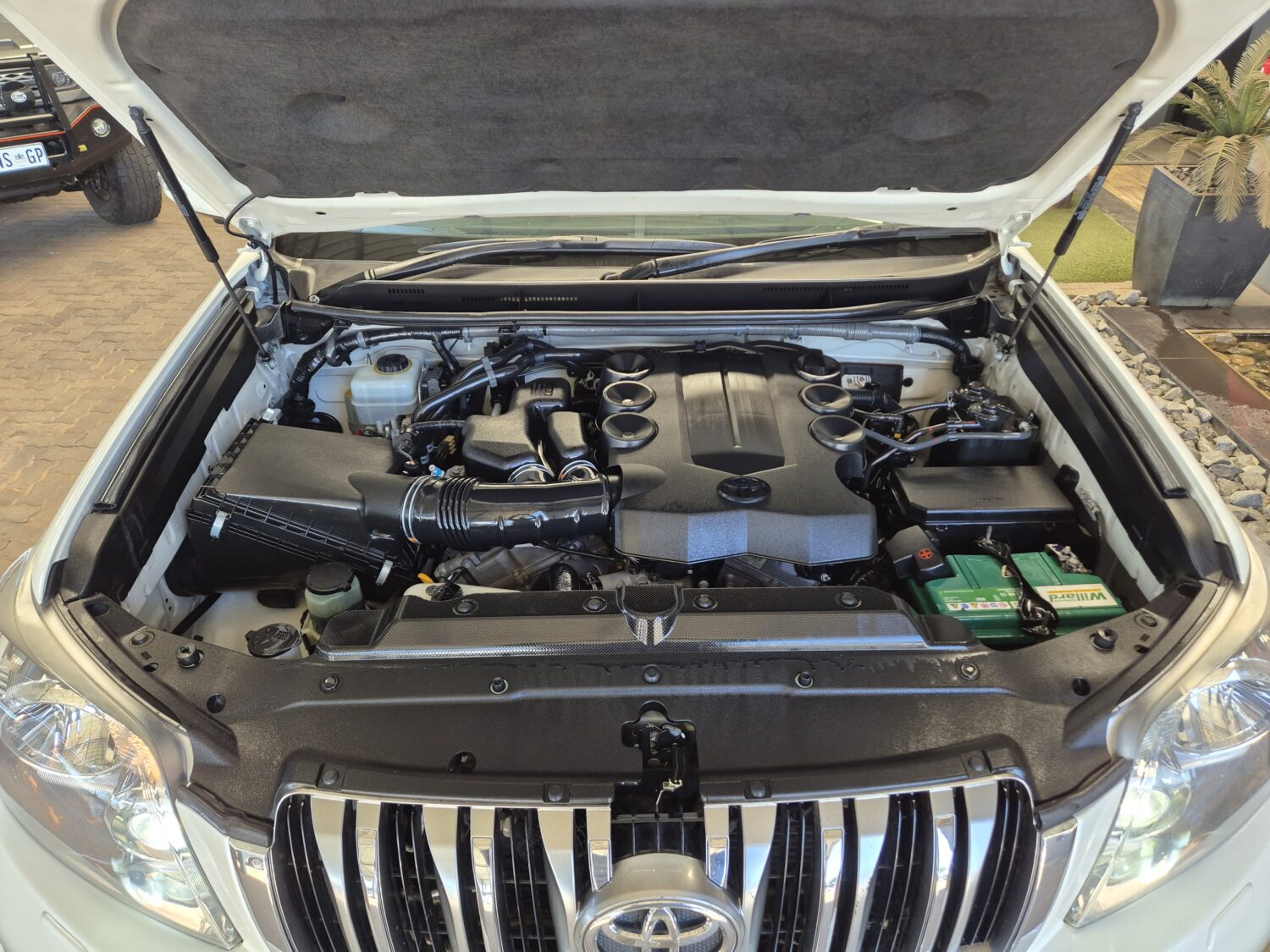 Toyota Land Cruiser Prado 4.0 VX Auto