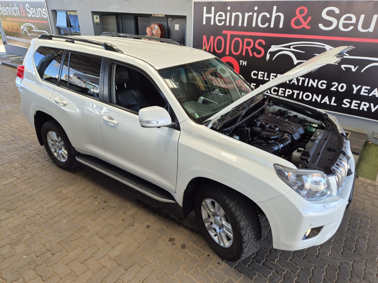 Toyota Land Cruiser Prado 4.0 VX Auto