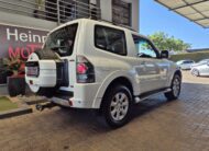 Mitsubishi Pajero 3-Door 3.8 GLS Auto