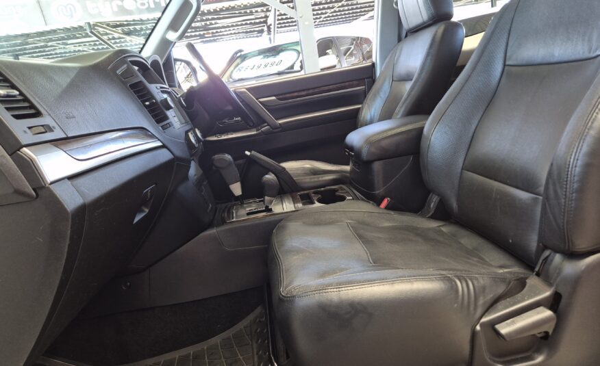 Mitsubishi Pajero 3-Door 3.8 GLS Auto