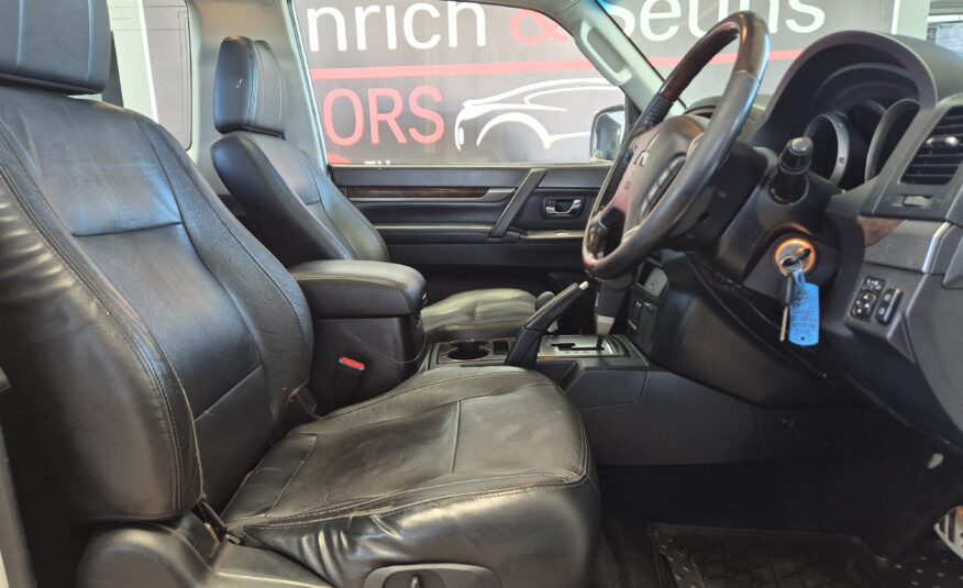 Mitsubishi Pajero 3-Door 3.8 GLS Auto