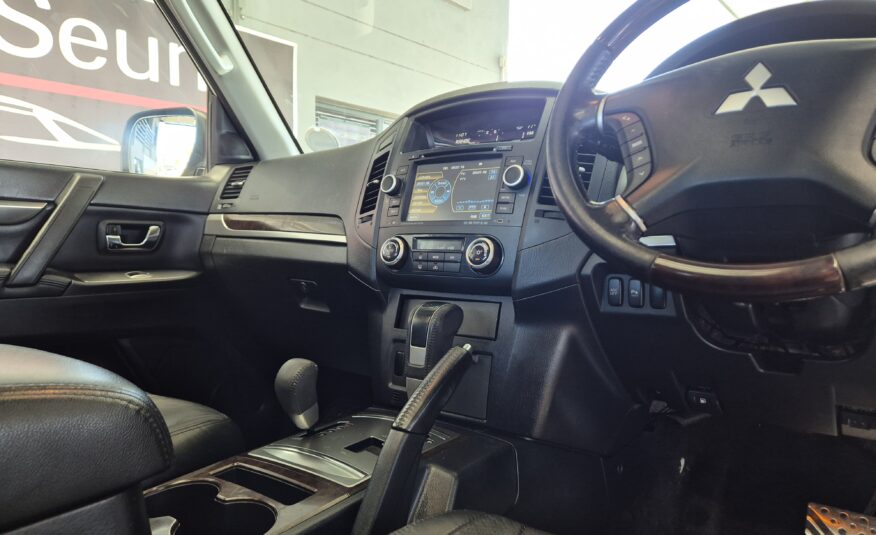 Mitsubishi Pajero 3-Door 3.8 GLS Auto