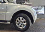 Mitsubishi Pajero 3-Door 3.8 GLS Auto