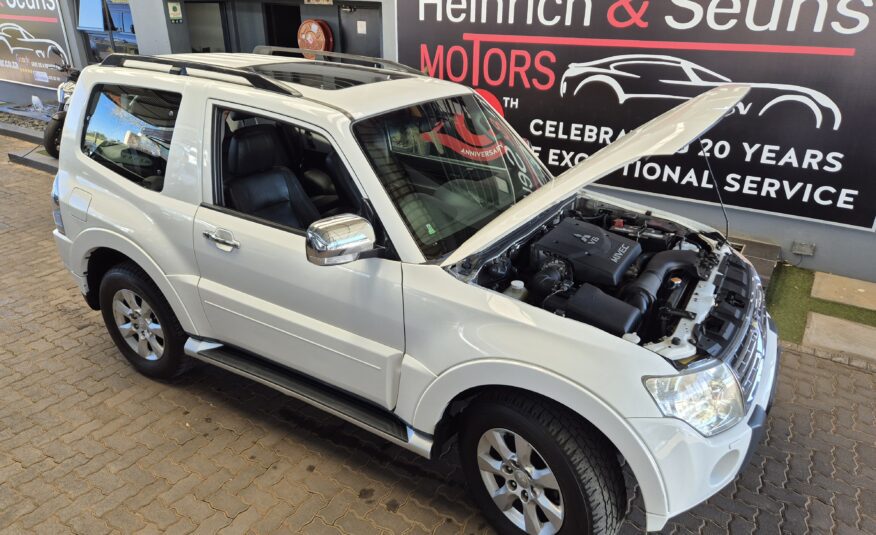Mitsubishi Pajero 3-Door 3.8 GLS Auto