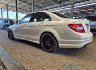 Mercedes-Benz C-Class C200CGI Avantgarde Auto