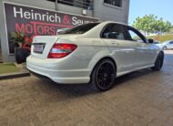 Mercedes-Benz C-Class C200CGI Avantgarde Auto