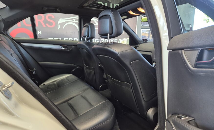 Mercedes-Benz C-Class C200CGI Avantgarde Auto