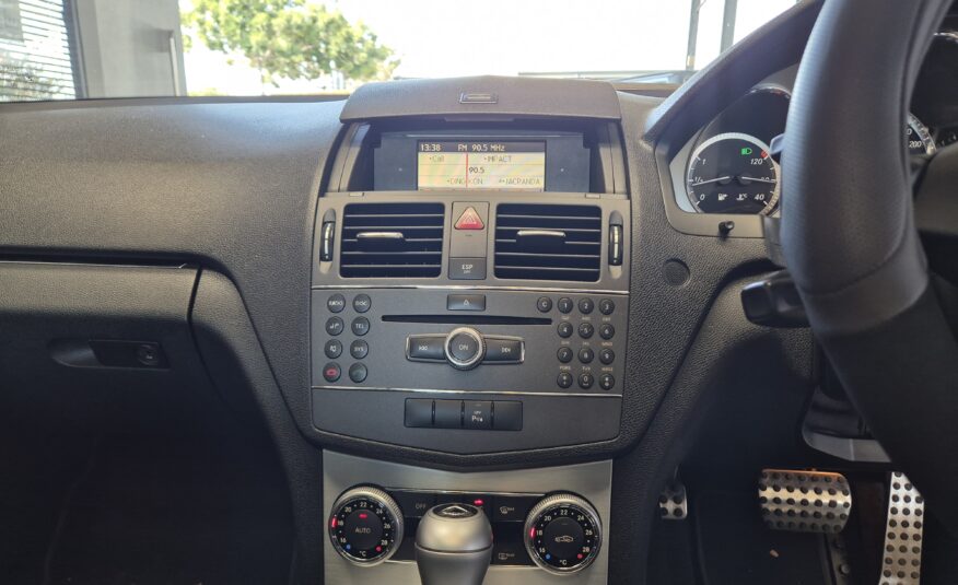 Mercedes-Benz C-Class C200CGI Avantgarde Auto