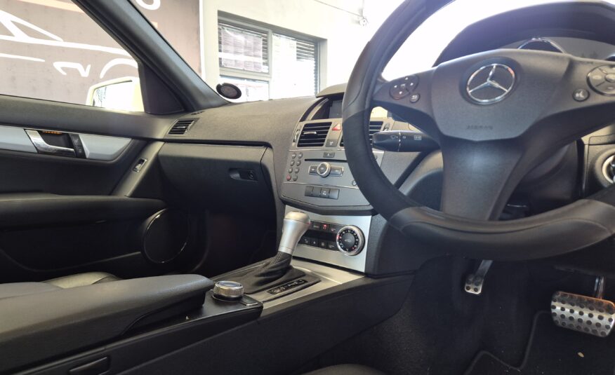 Mercedes-Benz C-Class C200CGI Avantgarde Auto
