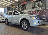 Nissan Pathfinder 3.0dCi V6 LE