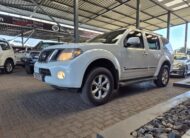 Nissan Pathfinder 3.0dCi V6 LE