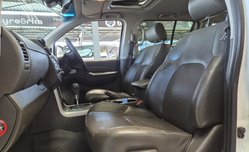 Nissan Pathfinder 3.0dCi V6 LE
