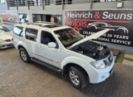 Nissan Pathfinder 3.0dCi V6 LE