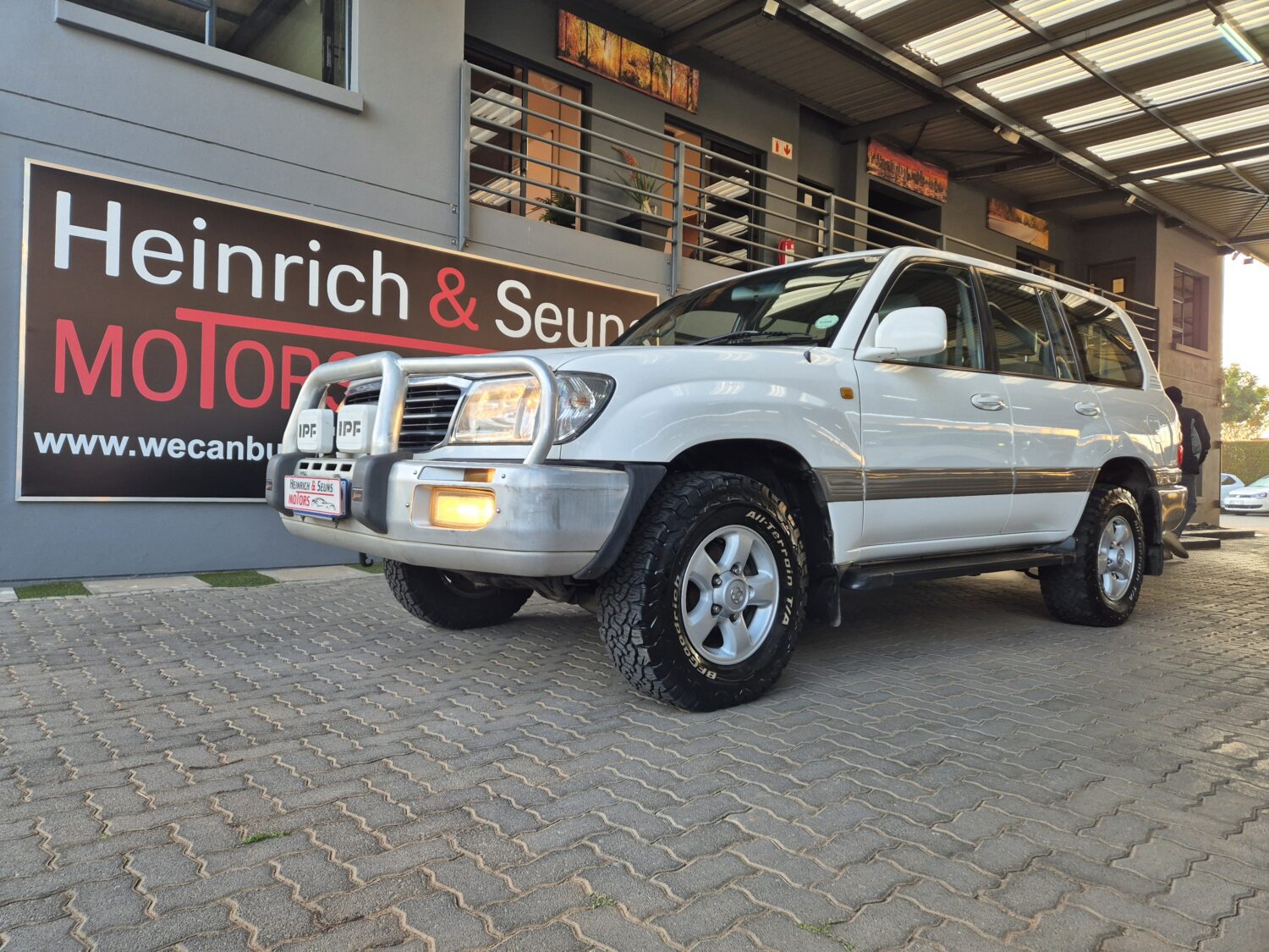 Toyota Land Cruiser 100 4.7 V8 VX Auto