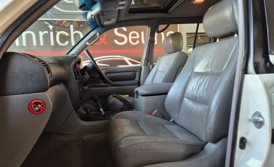 Toyota Land Cruiser 100 4.7 V8 VX Auto