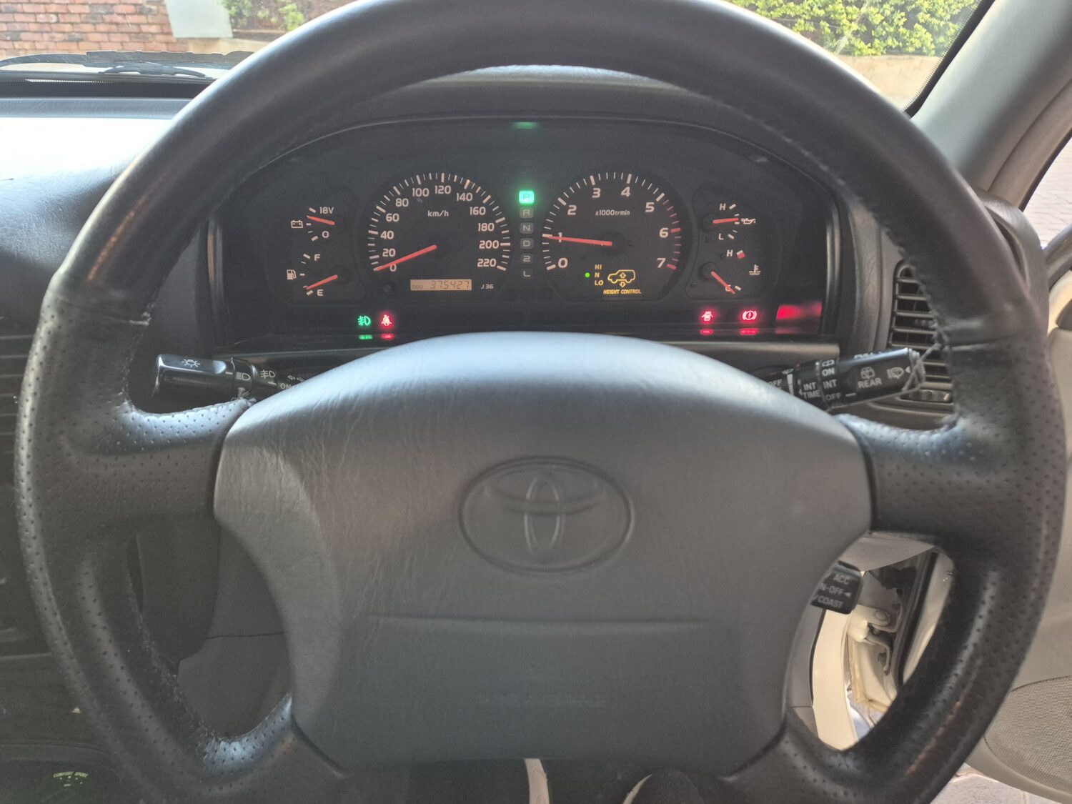 Toyota Land Cruiser 100 4.7 V8 VX Auto