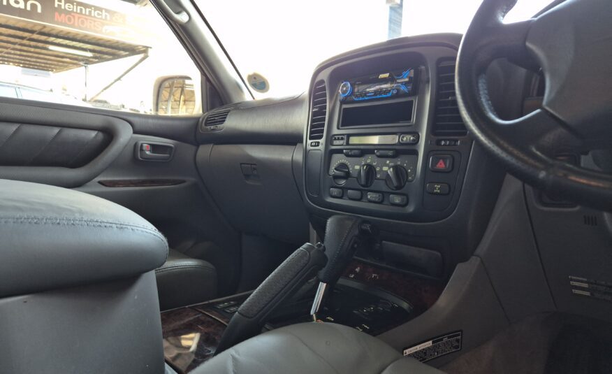 Toyota Land Cruiser 100 4.7 V8 VX Auto