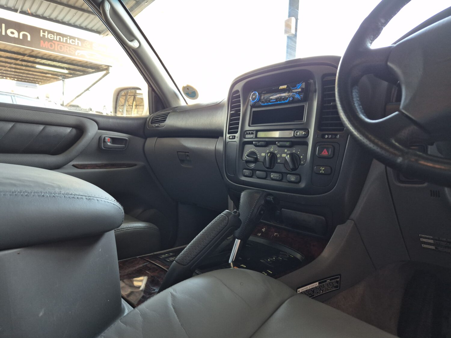 Toyota Land Cruiser 100 4.7 V8 VX Auto