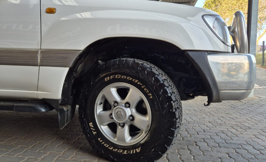 Toyota Land Cruiser 100 4.7 V8 VX Auto