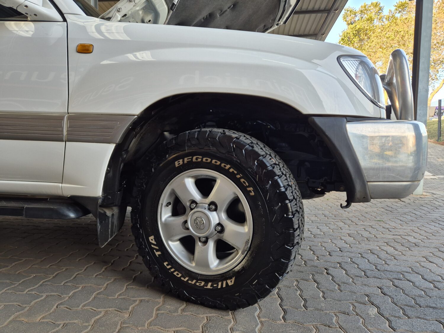 Toyota Land Cruiser 100 4.7 V8 VX Auto