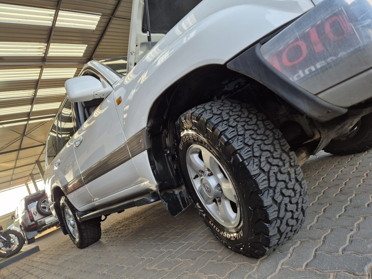 Toyota Land Cruiser 100 4.7 V8 VX Auto