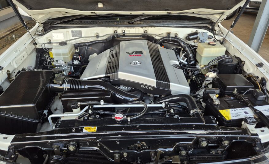 Toyota Land Cruiser 100 4.7 V8 VX Auto