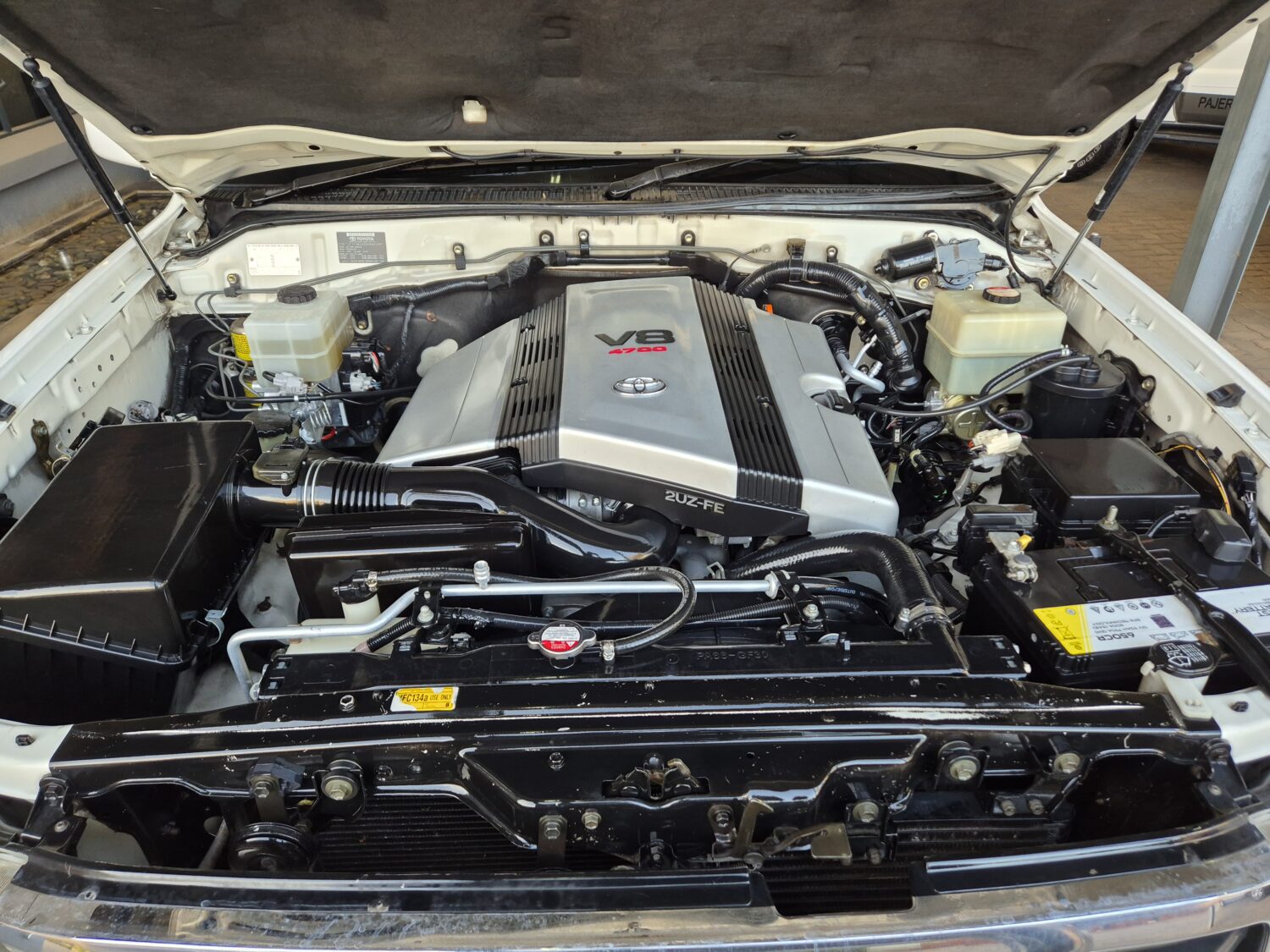 Toyota Land Cruiser 100 4.7 V8 VX Auto