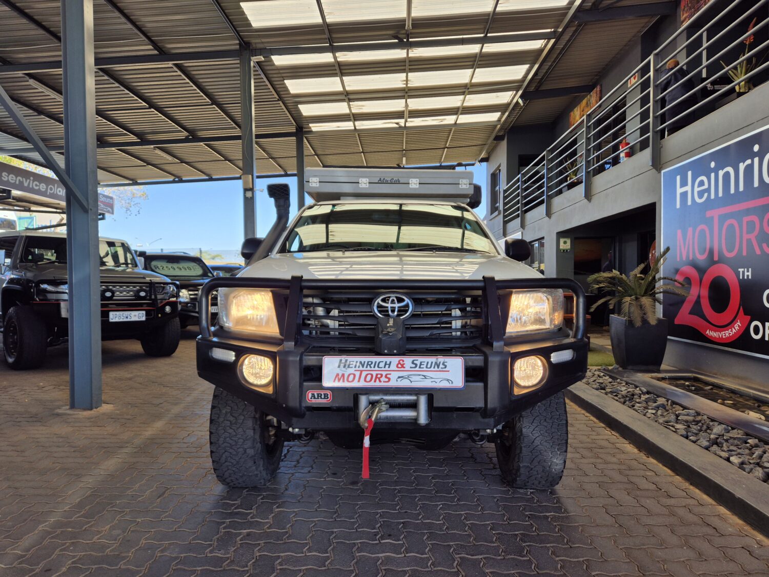 Toyota Hilux 2.5D-4D Double Cab 4×4 SRX